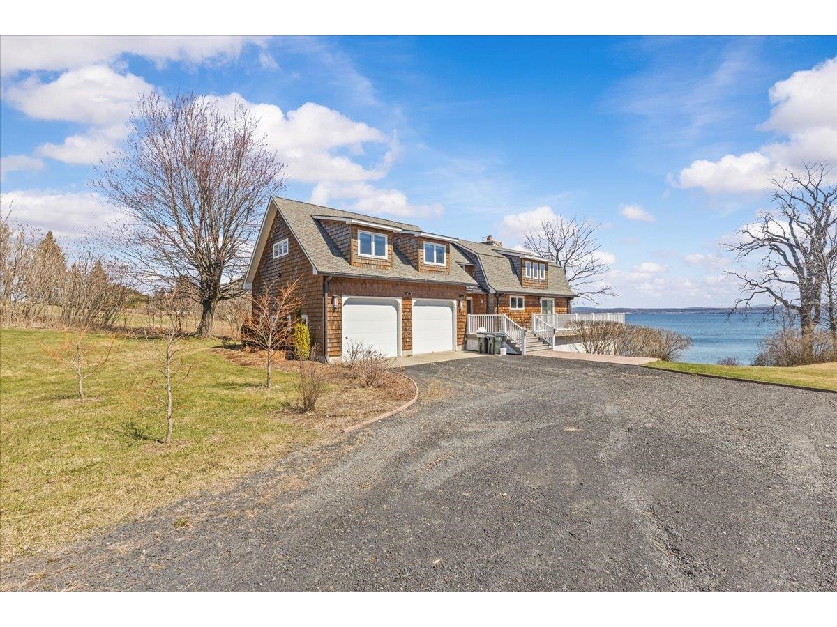 25 Pearl Bay Lane