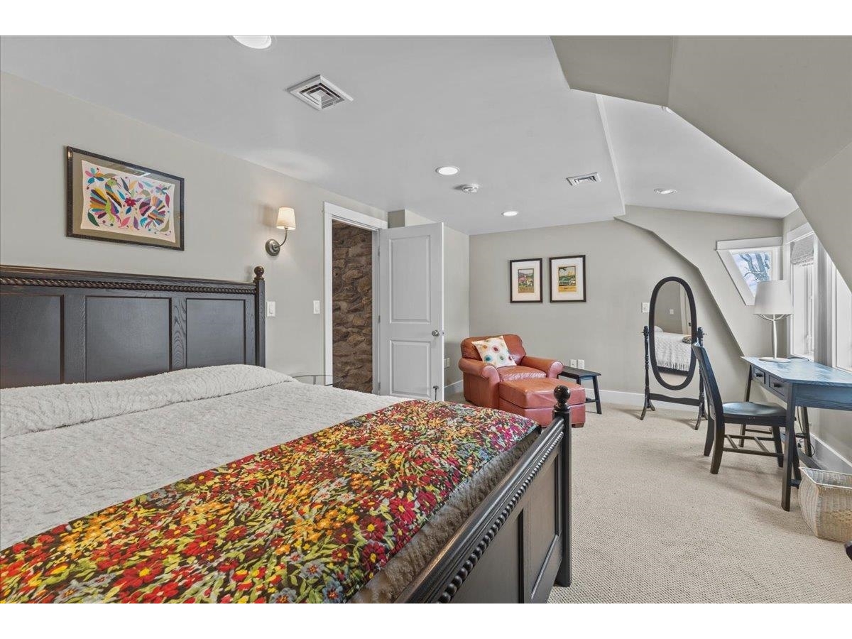 25 Pearl Bay Lane