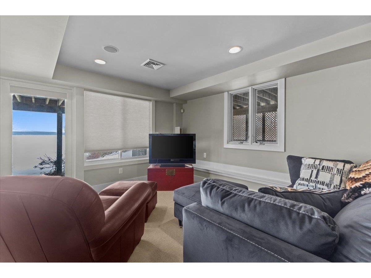 25 Pearl Bay Lane