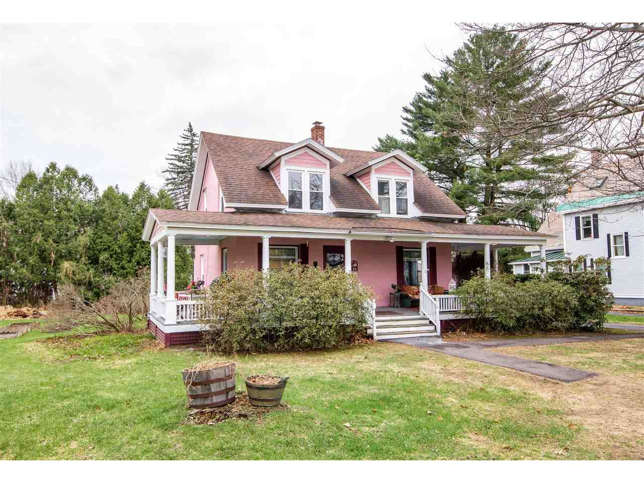 25 Pleasant Street