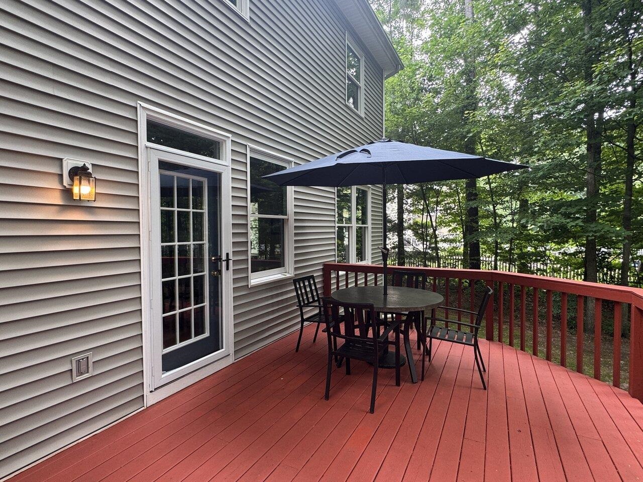 With Door to Deck
