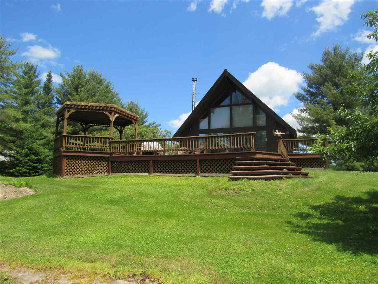 25 Tamarack Road