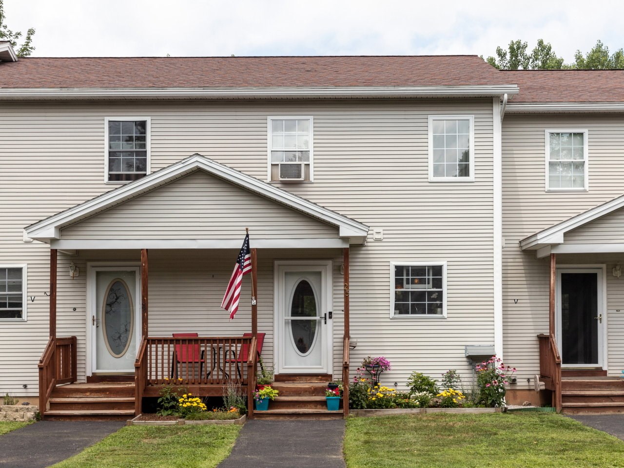 25 Twin Court