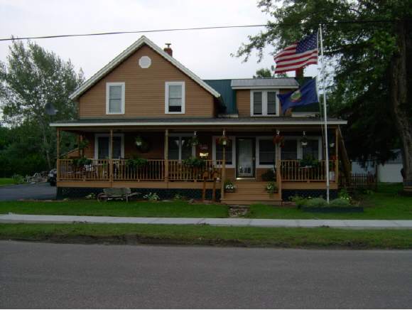 25 Walnut ST