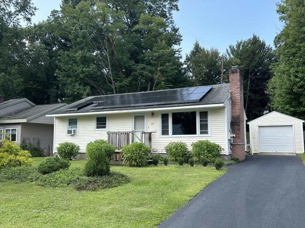 25 Woodcrest Drive