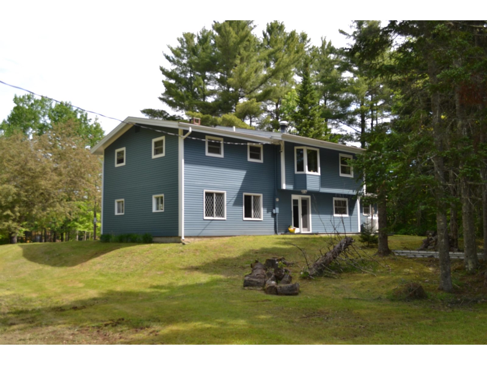 25 Woodland Drive