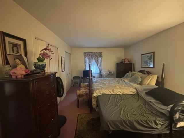 250 Isham Circle