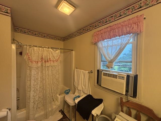 250 Isham Circle