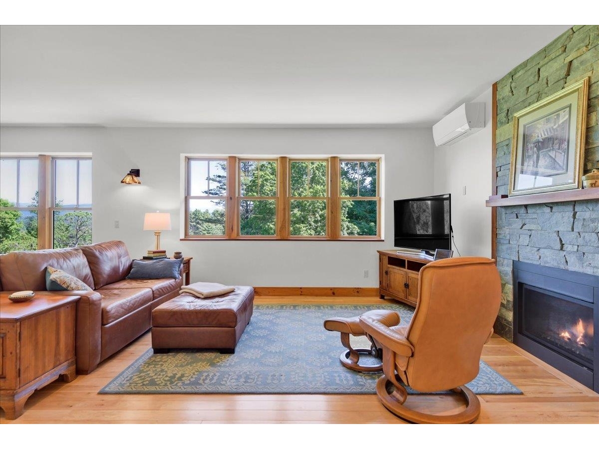 2516 Rotax Road