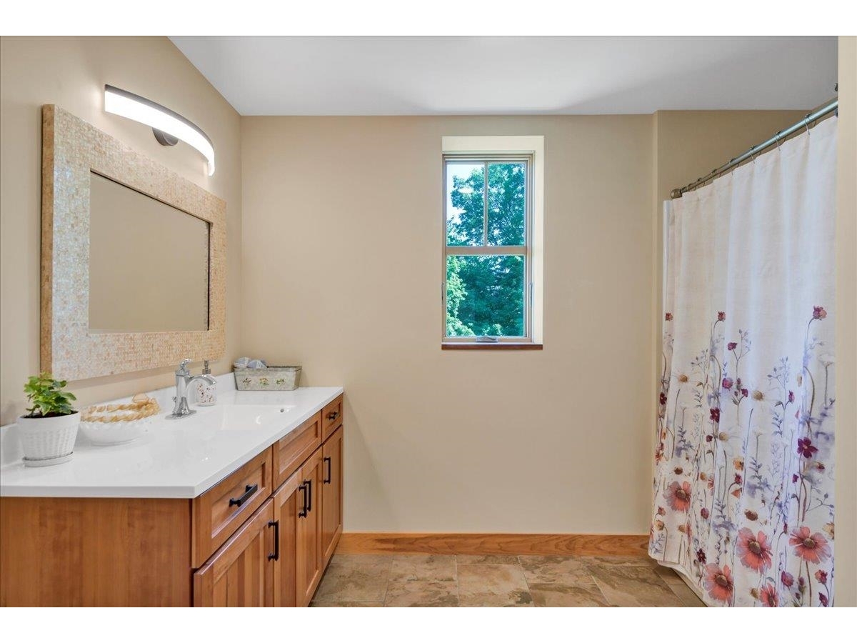 2516 Rotax Road