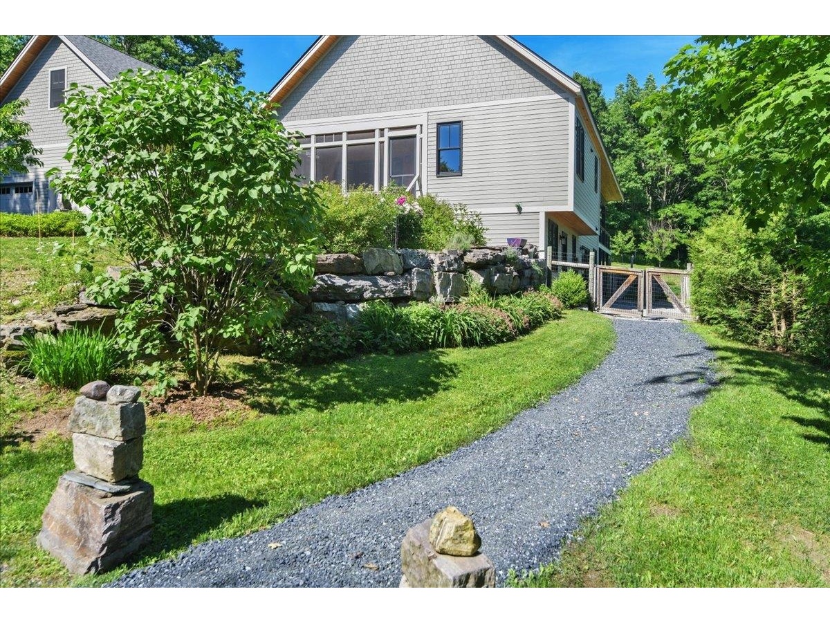2516 Rotax Road
