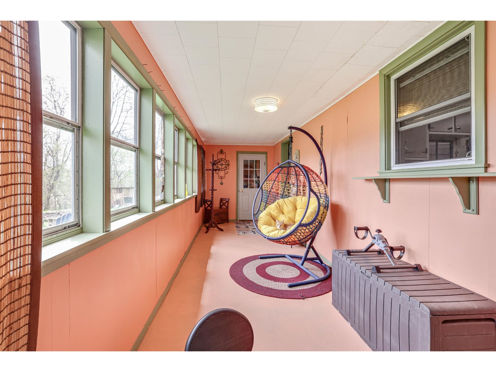 Screened in Porch