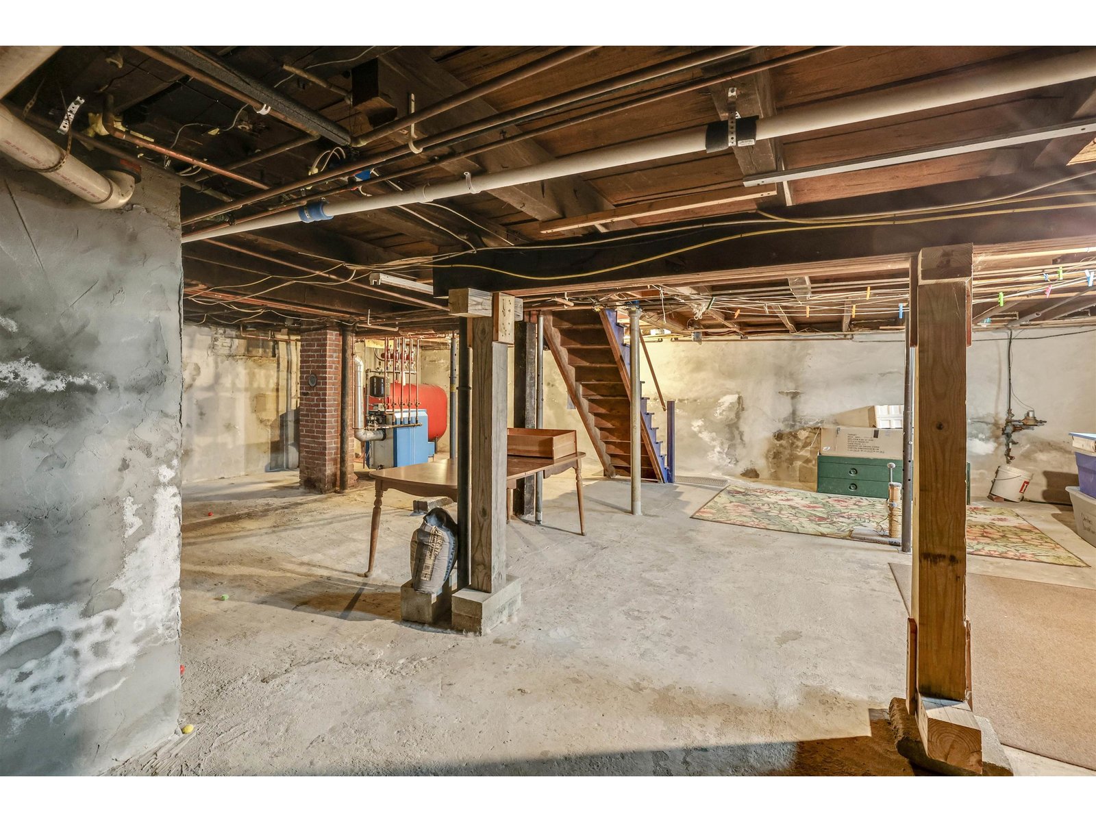 252 North Pleasant Street