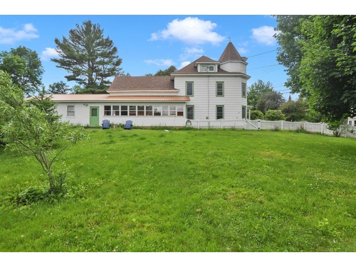 252 North Pleasant Street
