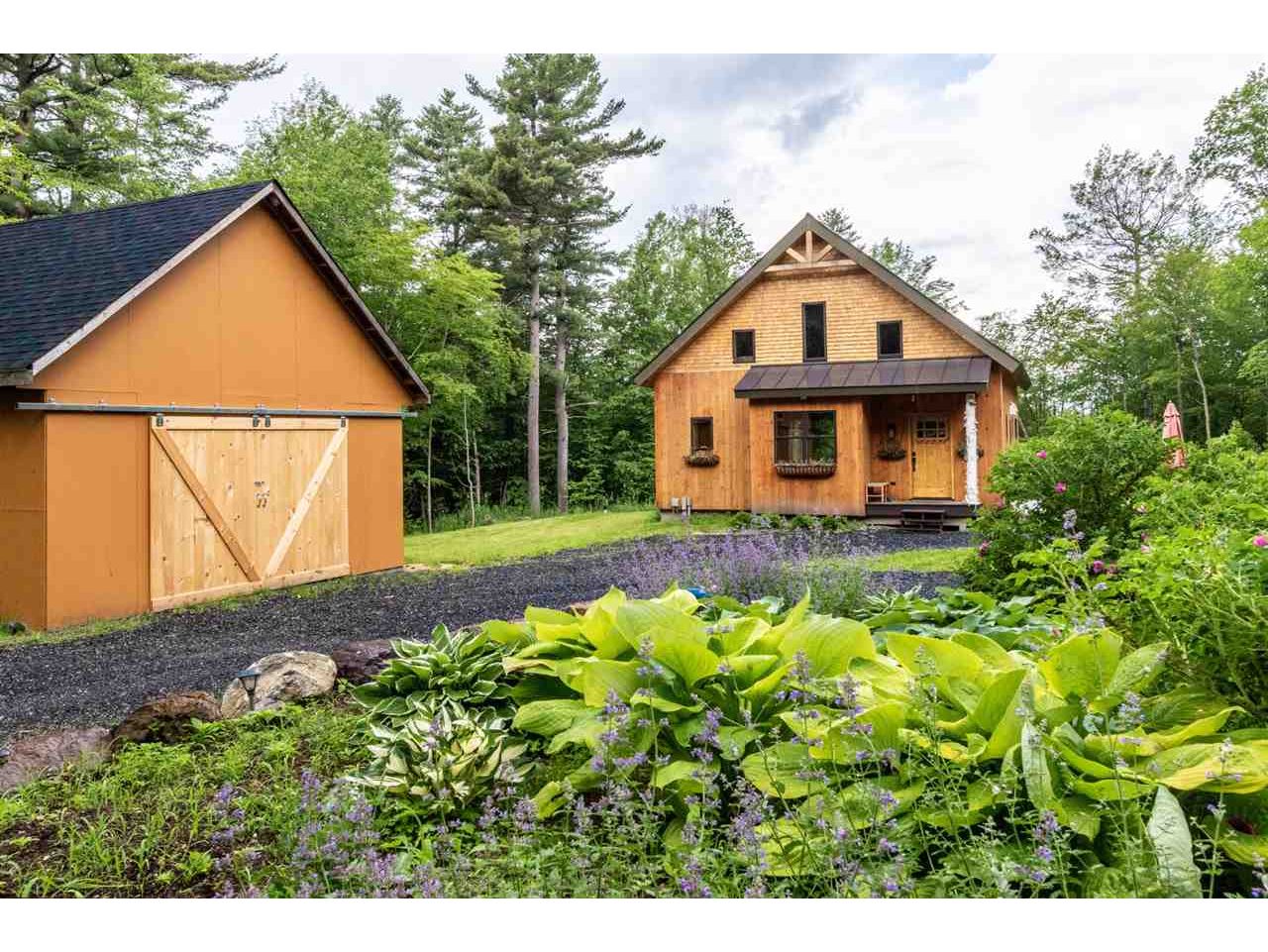 2528 Hollow Road