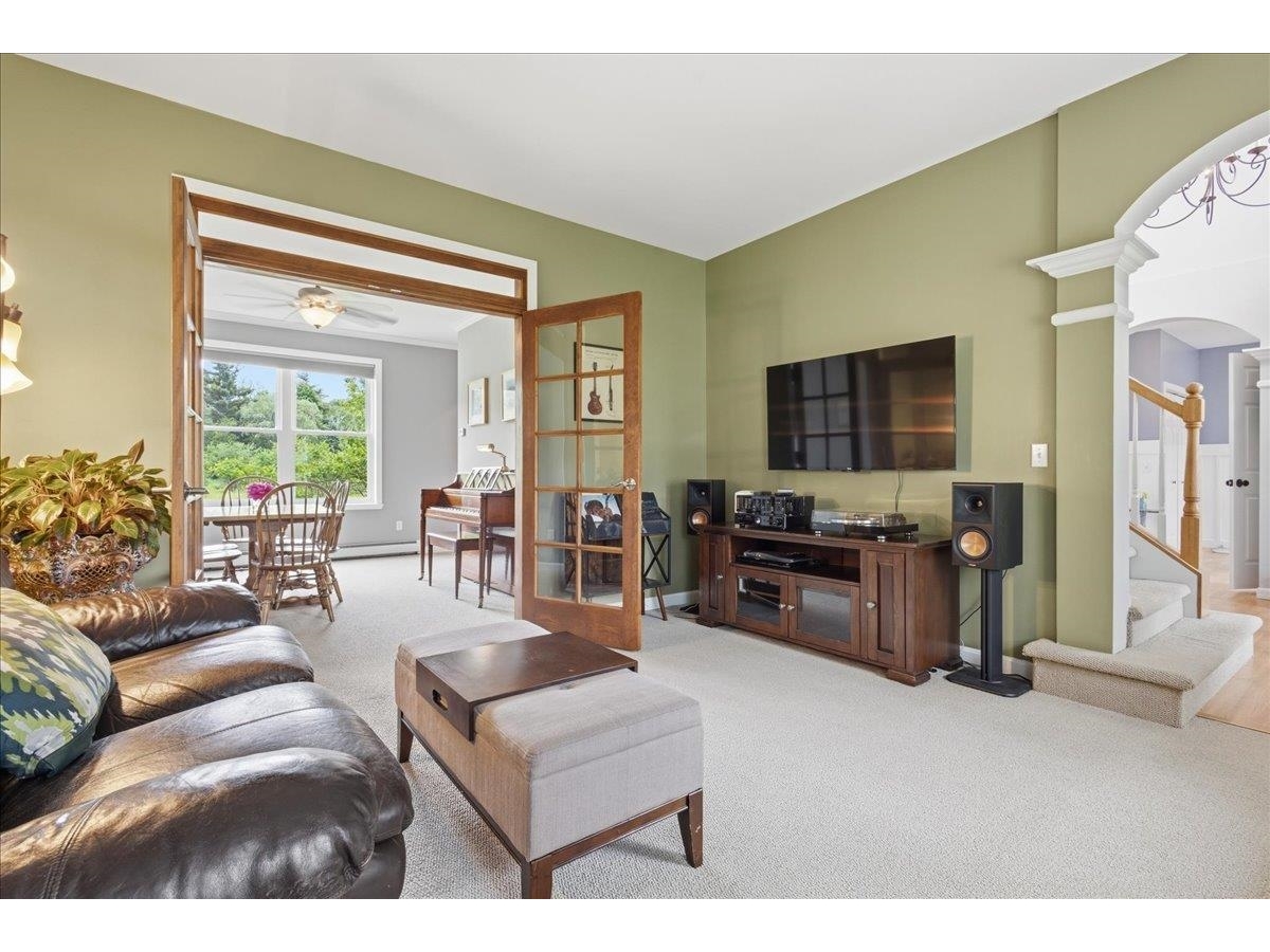 Arched entrance to living room
