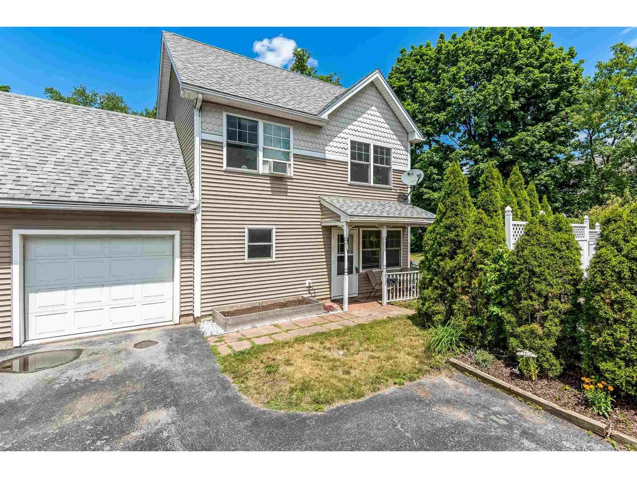 253 East Allen Street, Unit B