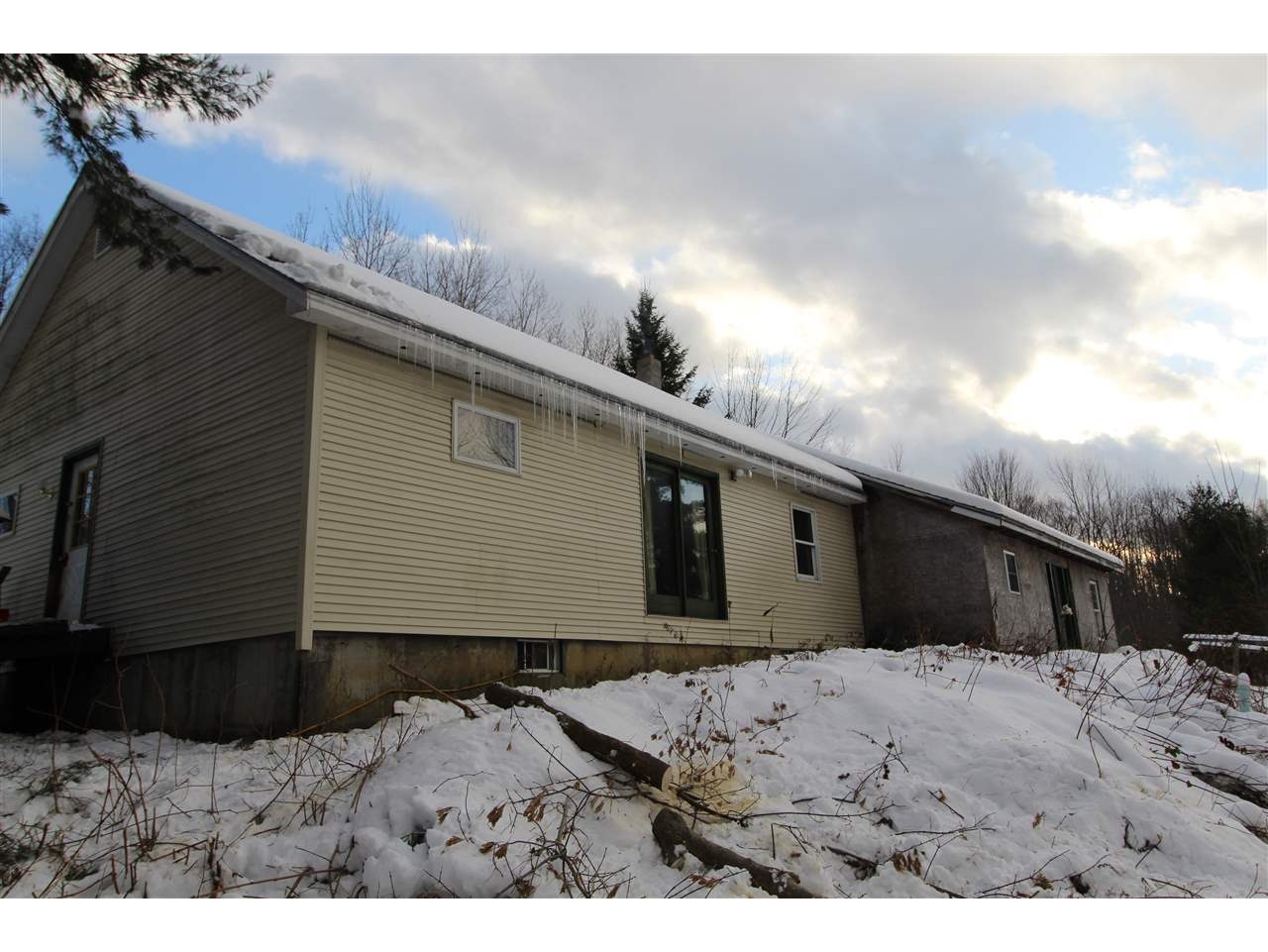 2534 Upper Road