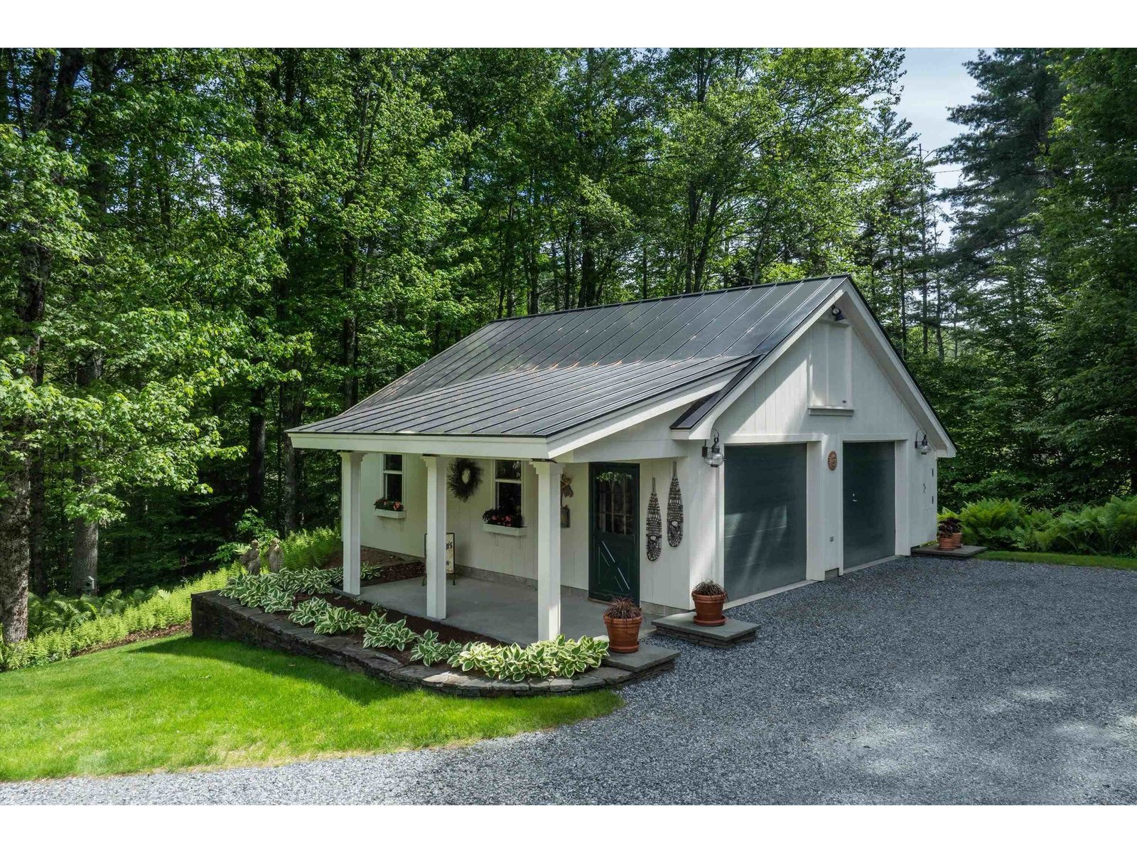 2 bay detached garage with porch