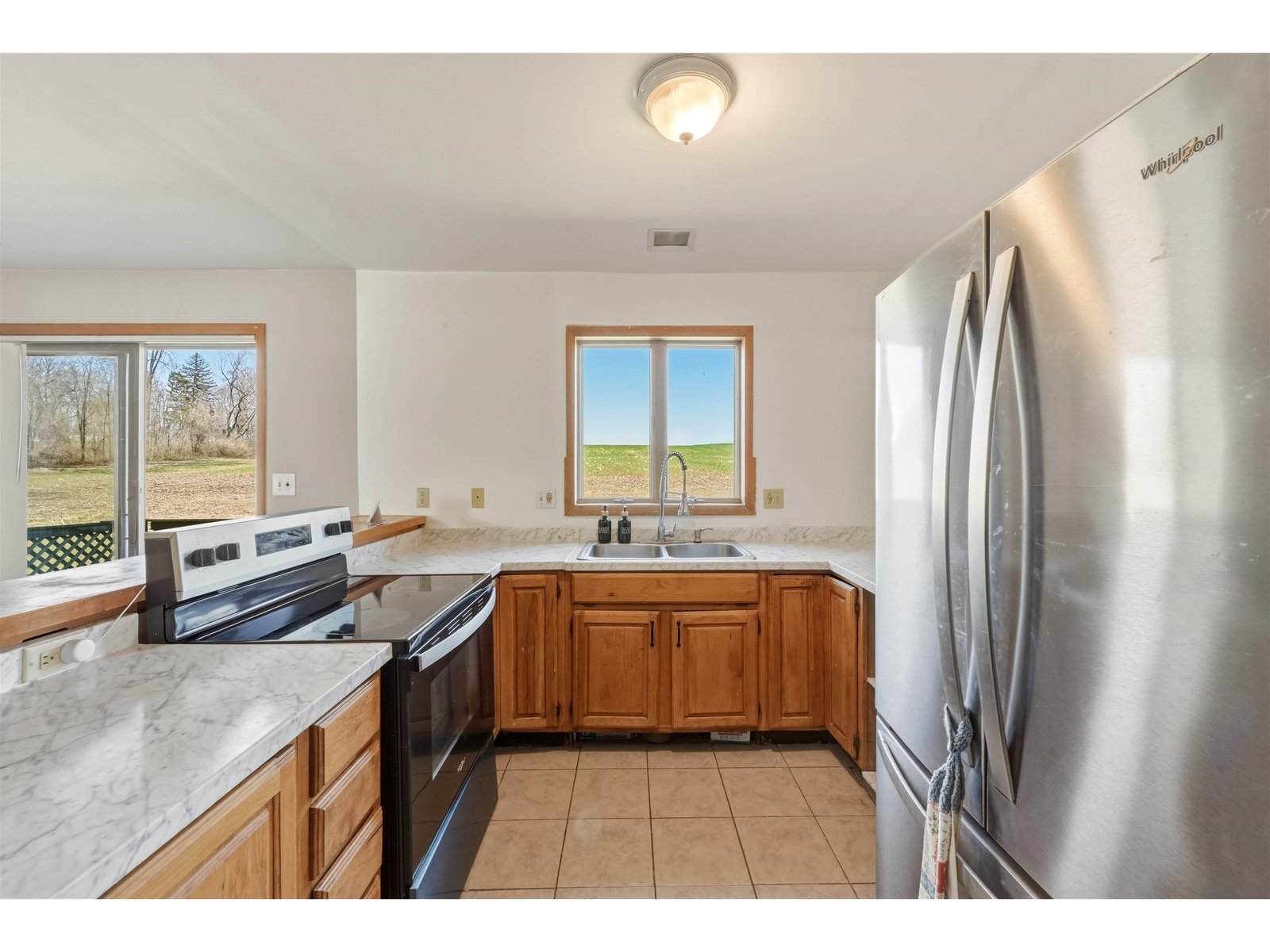 256 Hathaway Point Road