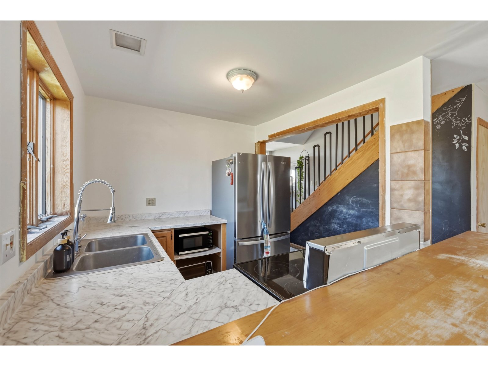 256 Hathaway Point Road