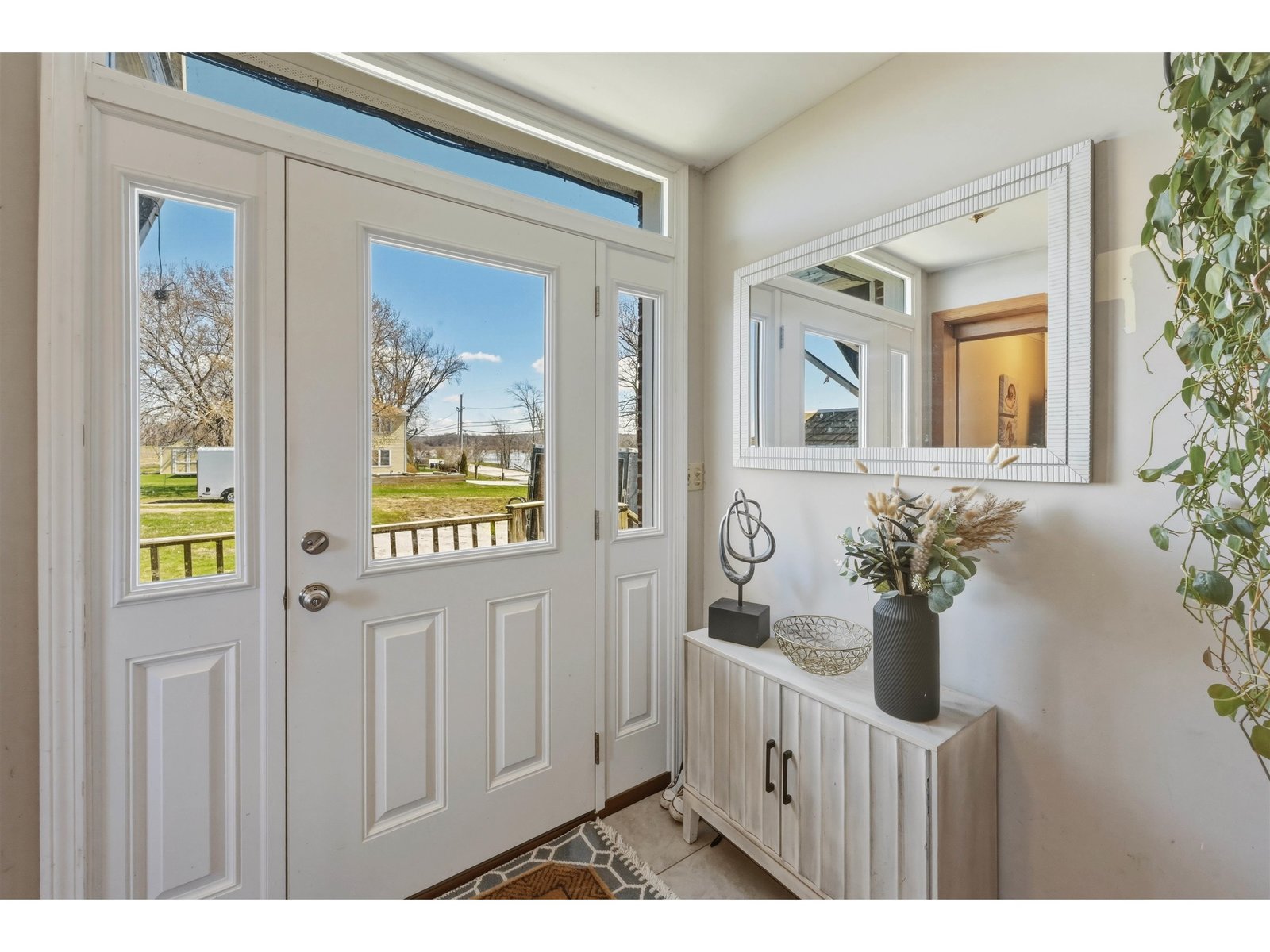 256 Hathaway Point Road