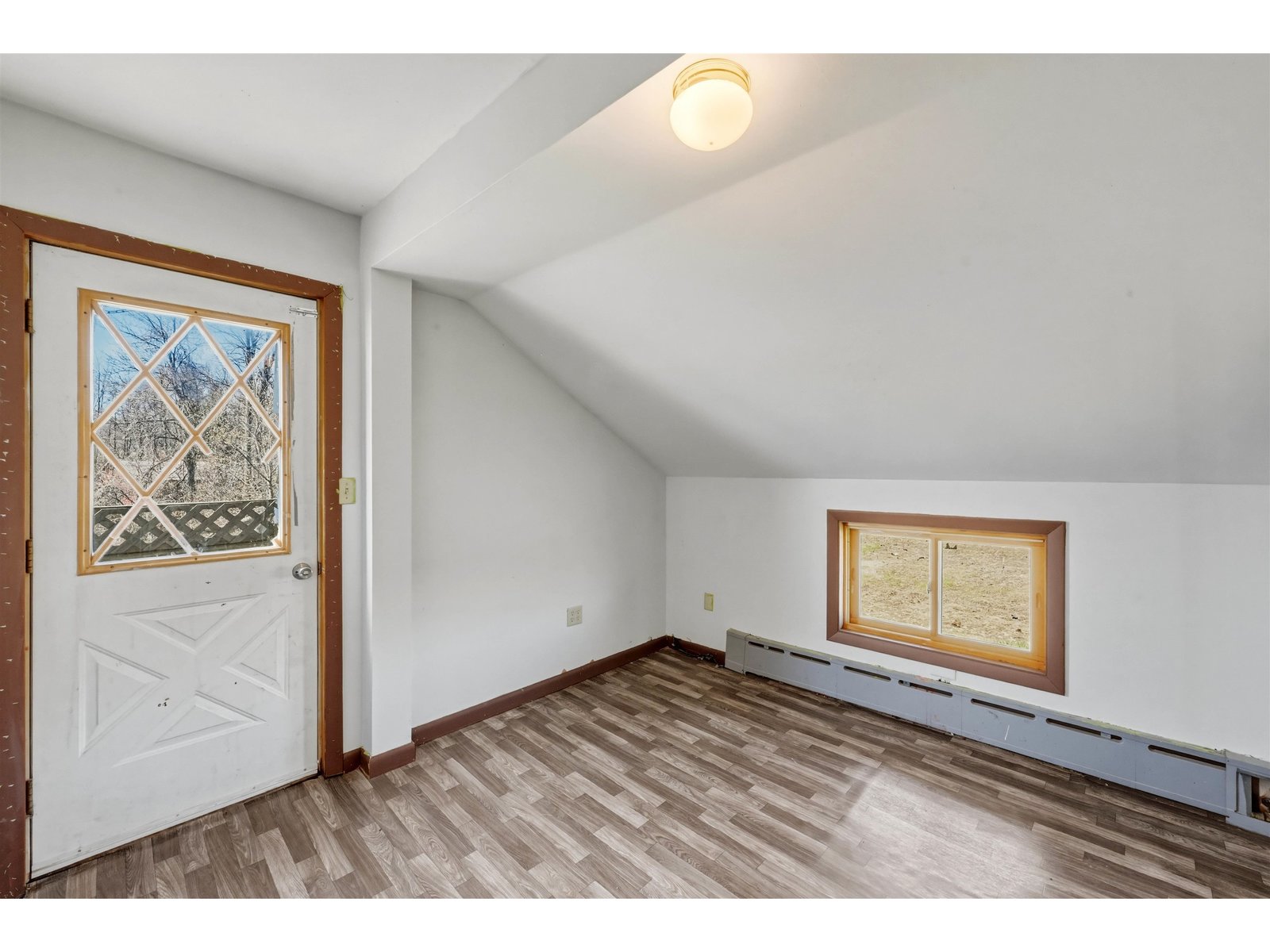 256 Hathaway Point Road