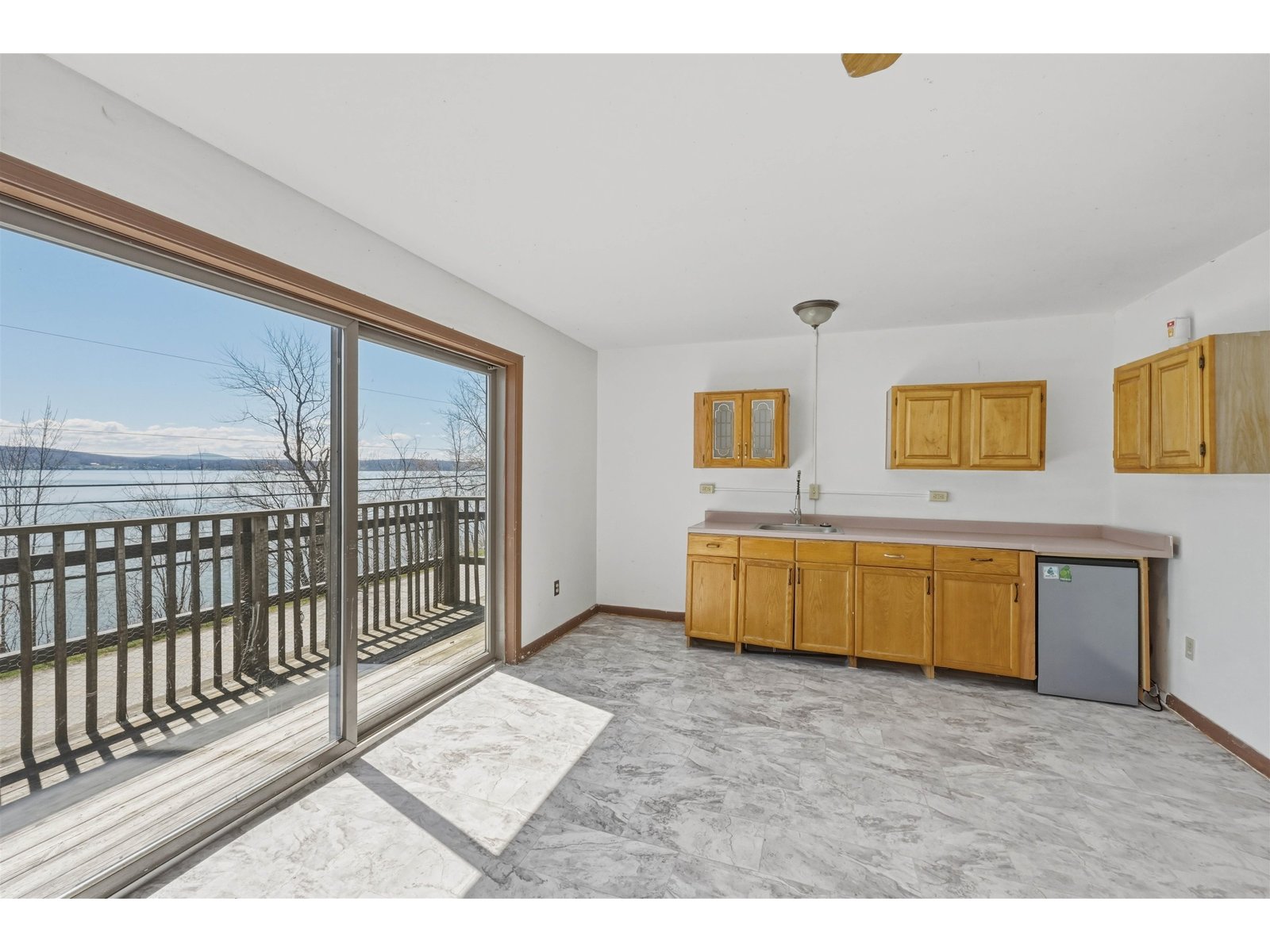 256 Hathaway Point Road