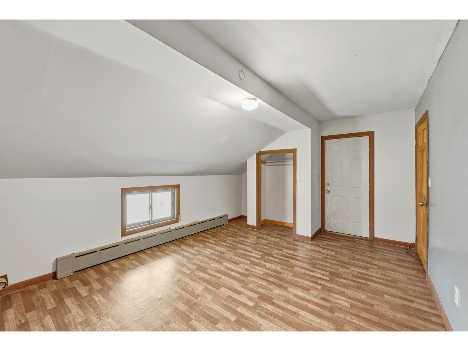 256 Hathaway Point Road