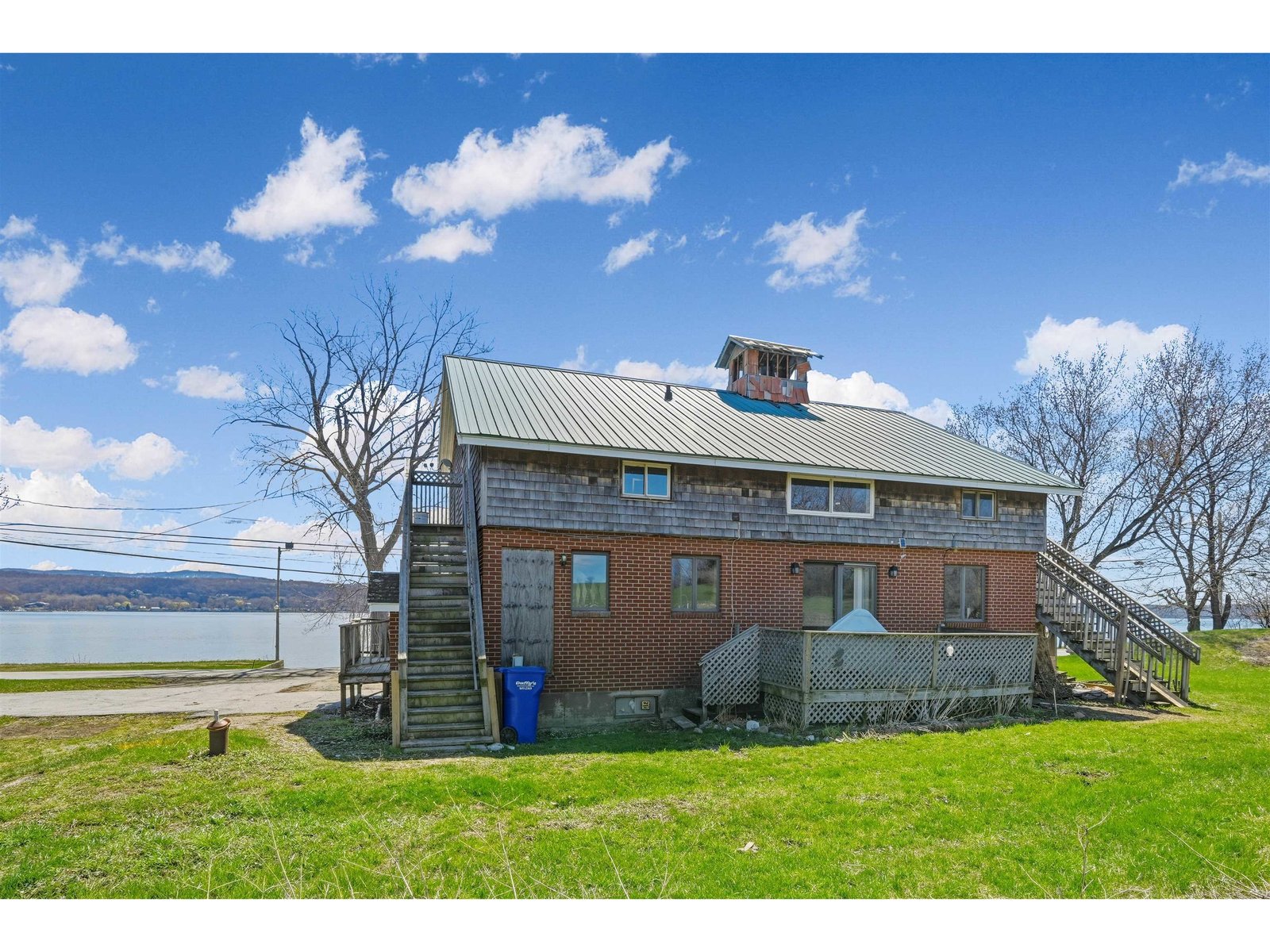 256 Hathaway Point Road