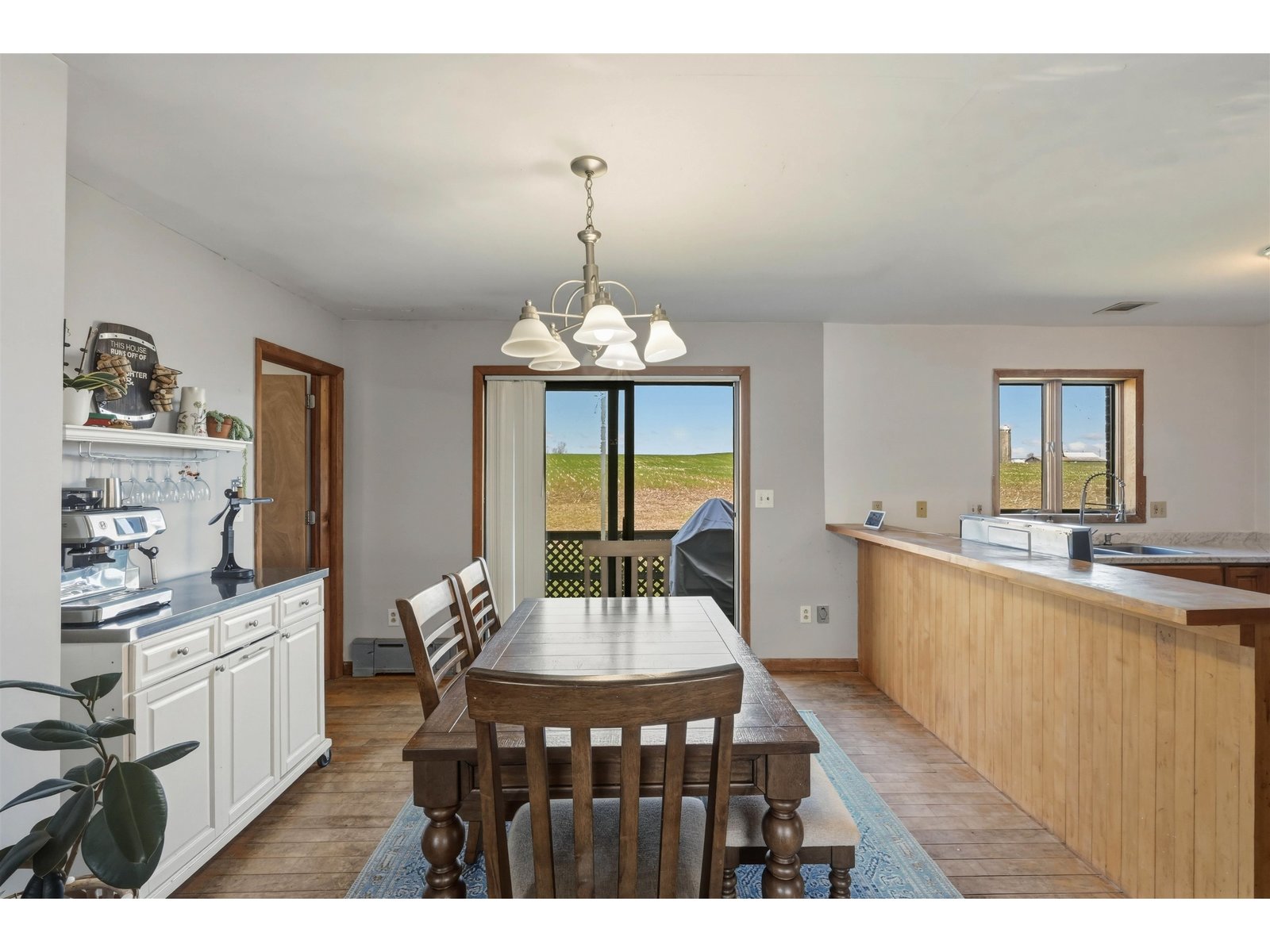 256 Hathaway Point Road
