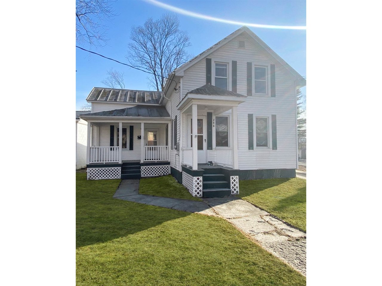256 Lake Street