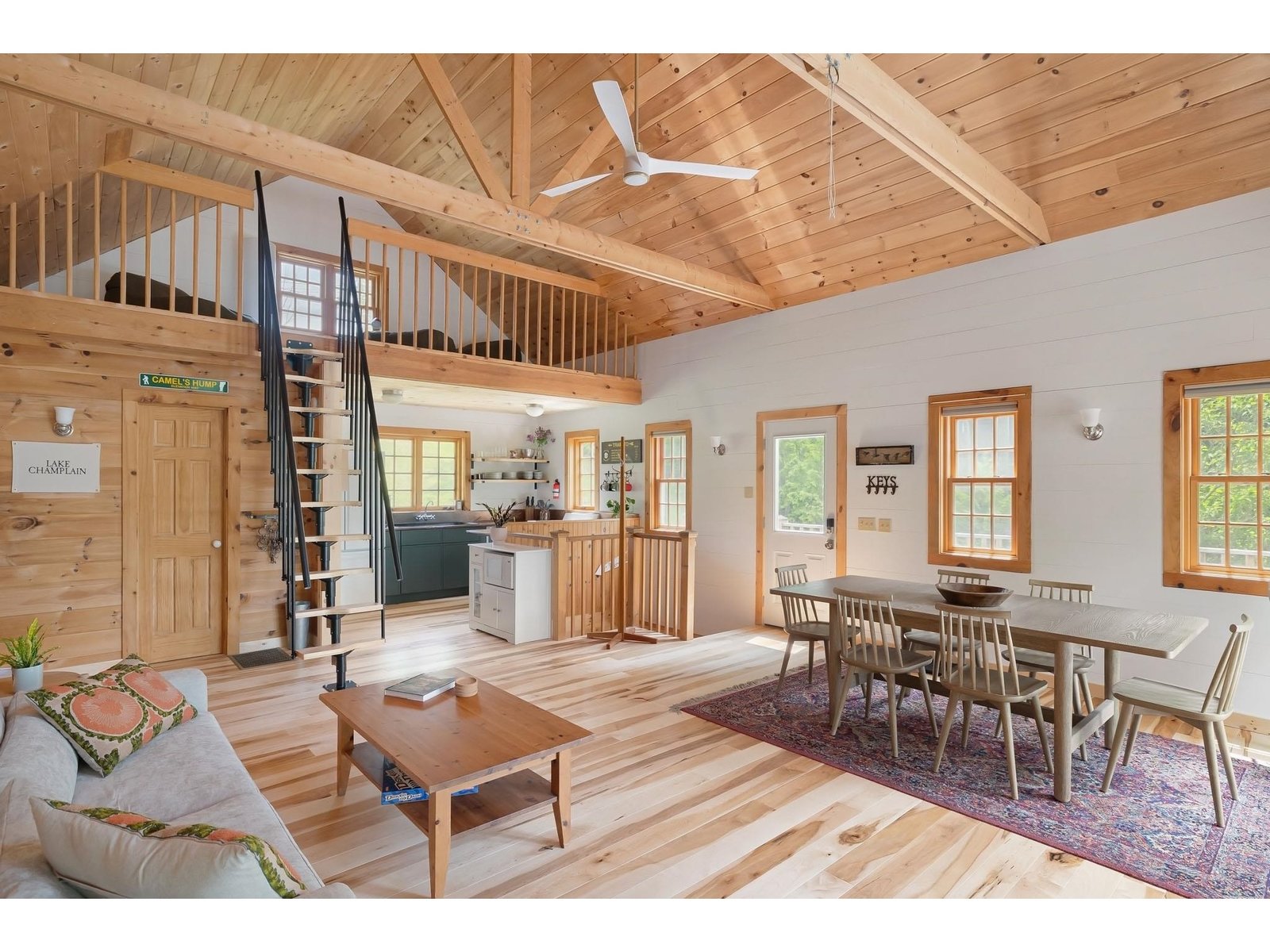 256 Lakeside Lane