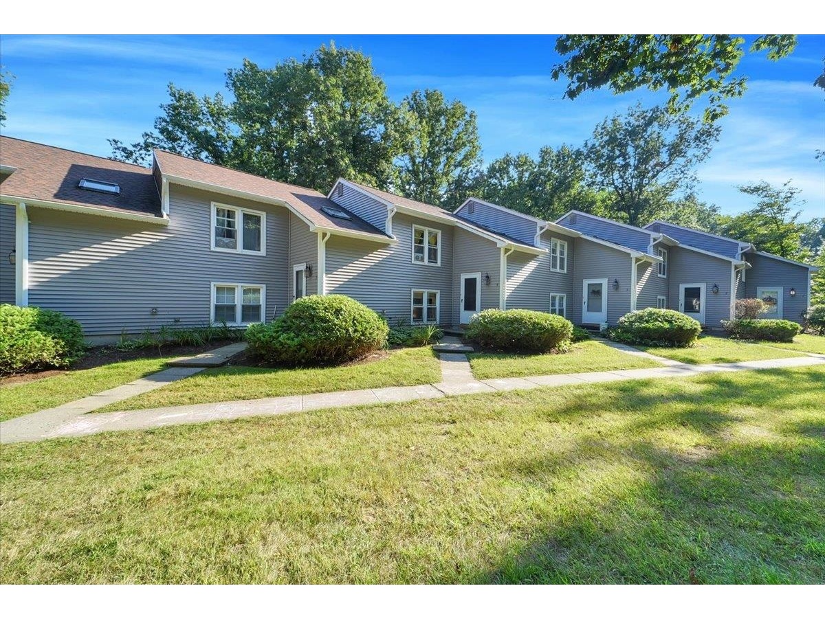 256 Oak Circle, Unit unit 4