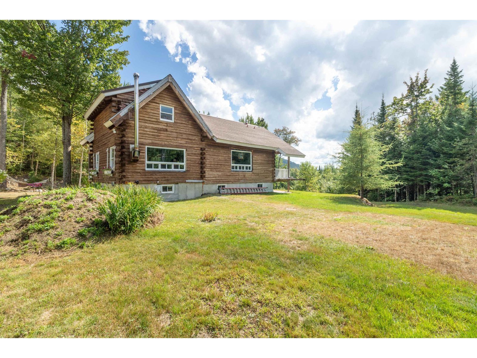 2569 10 Mile Square Road