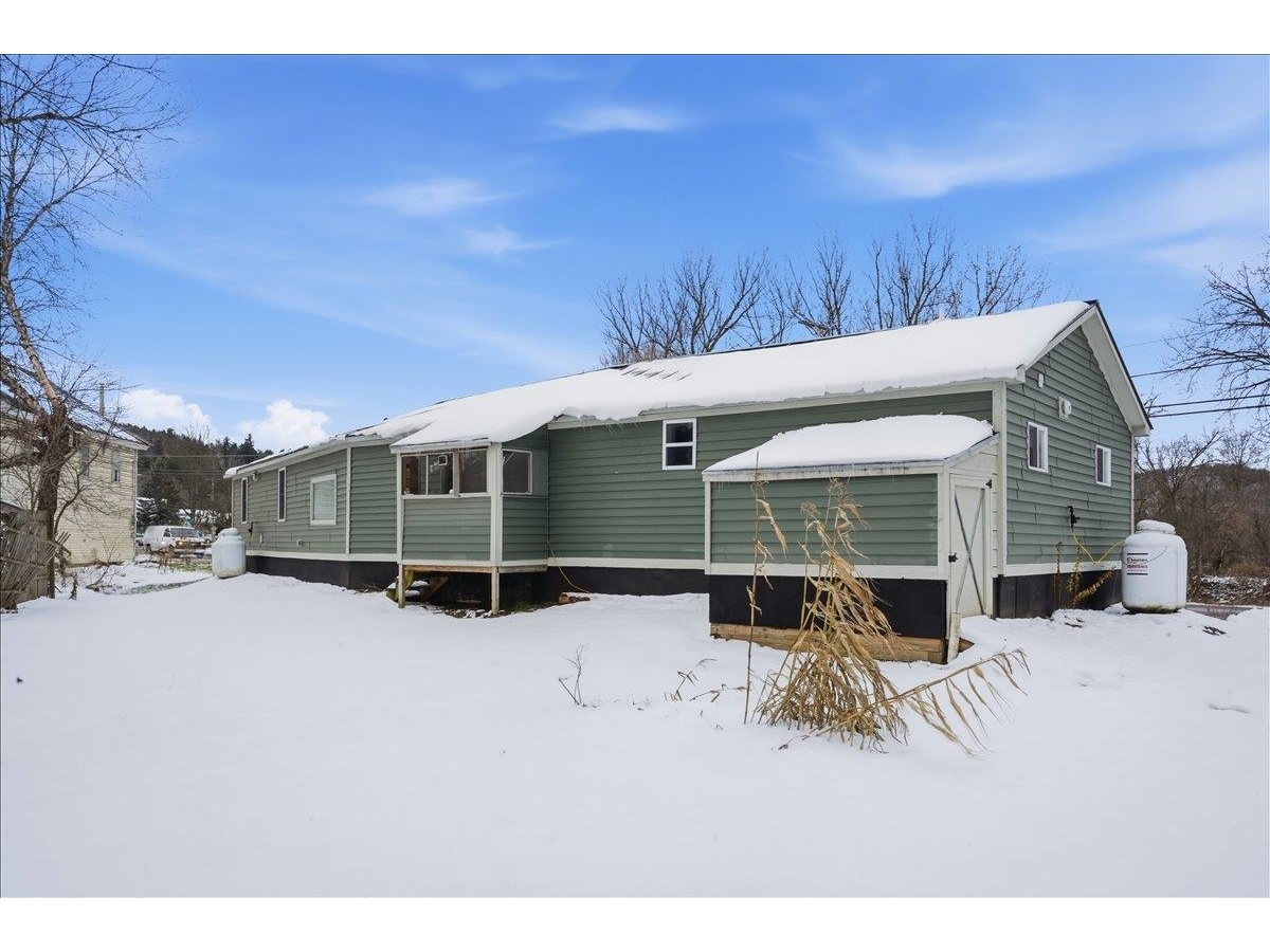2572 Vermont Route 15