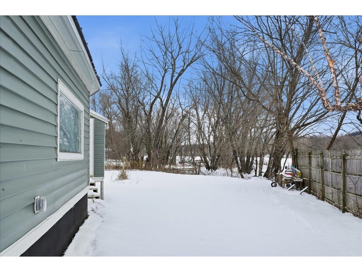 2572 Vermont Route 15