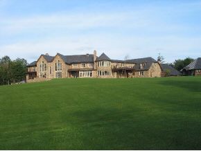 2575 Weeks Hill Road