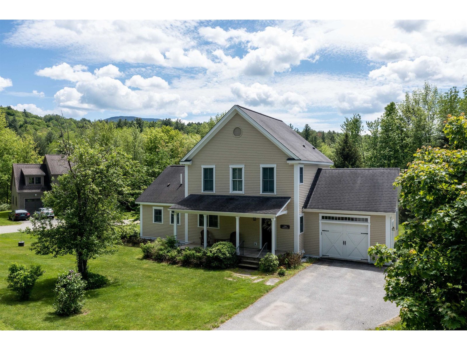 258 Thomas Lane