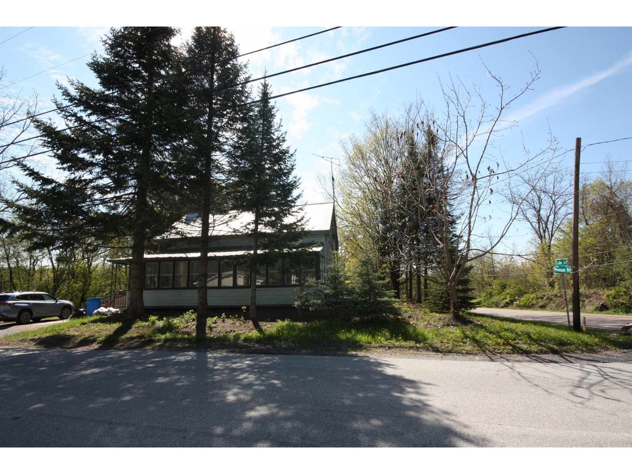 2581 Bronson Road