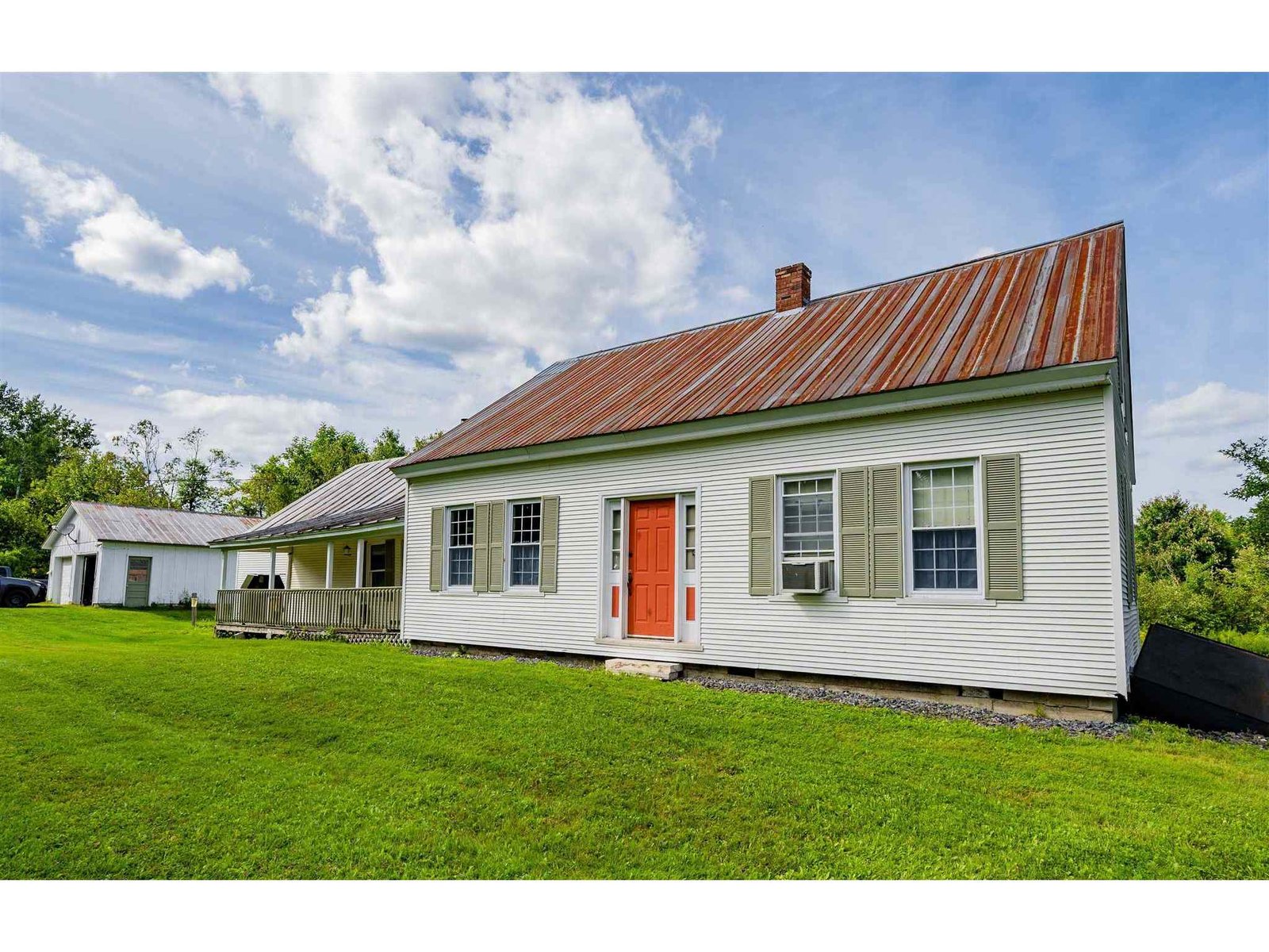 2587 Maple Hill Road