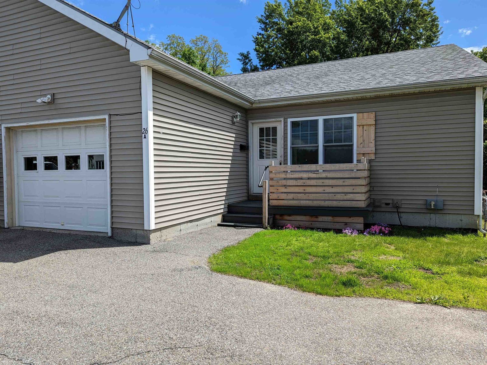 26 College Parkway, Unit A