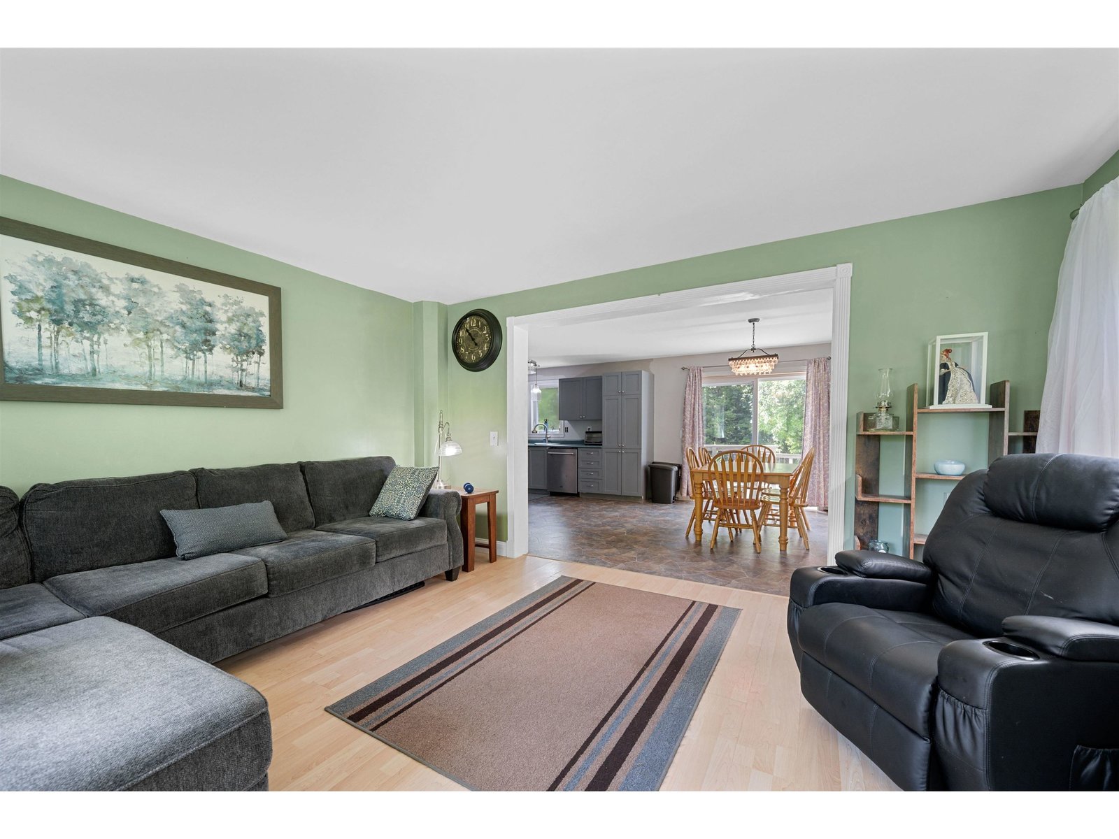 26 Conti Circle