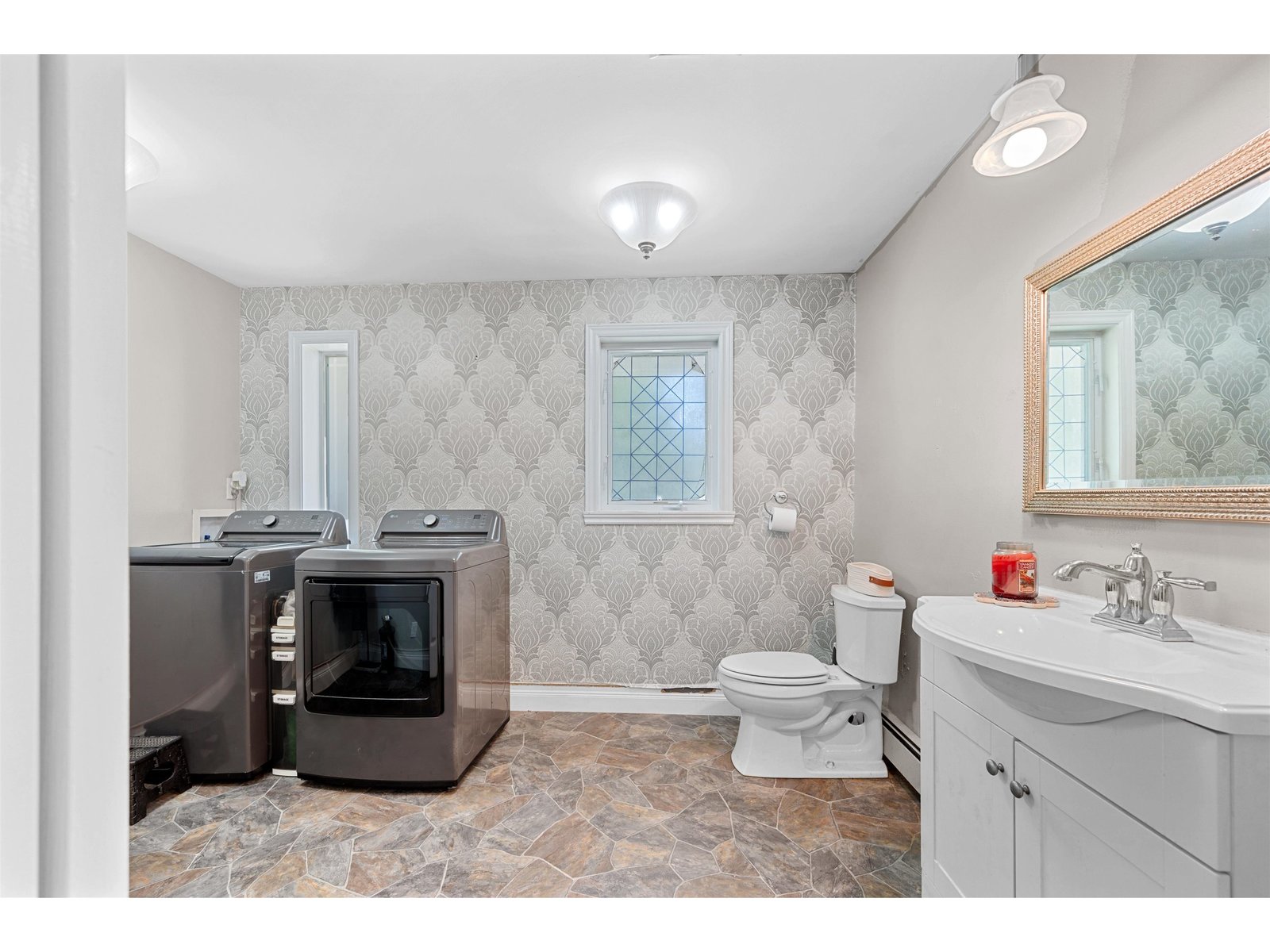 26 Conti Circle