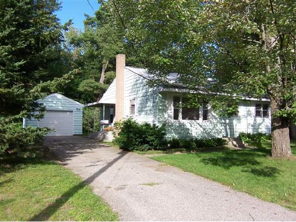 26 Edgewood Dr
