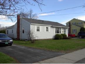 26 Hiawatha Ave
