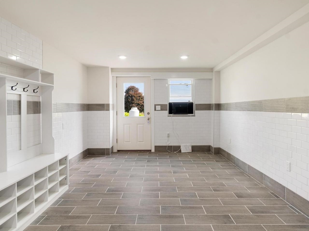 Mudroom Entry