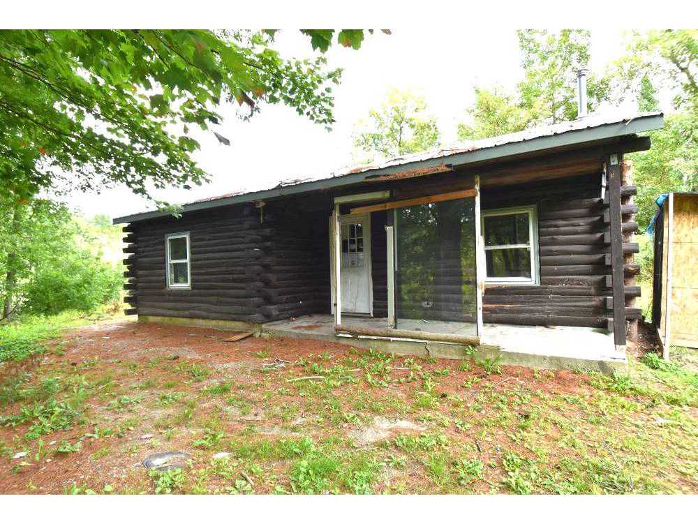 26 Log Cabin Lane