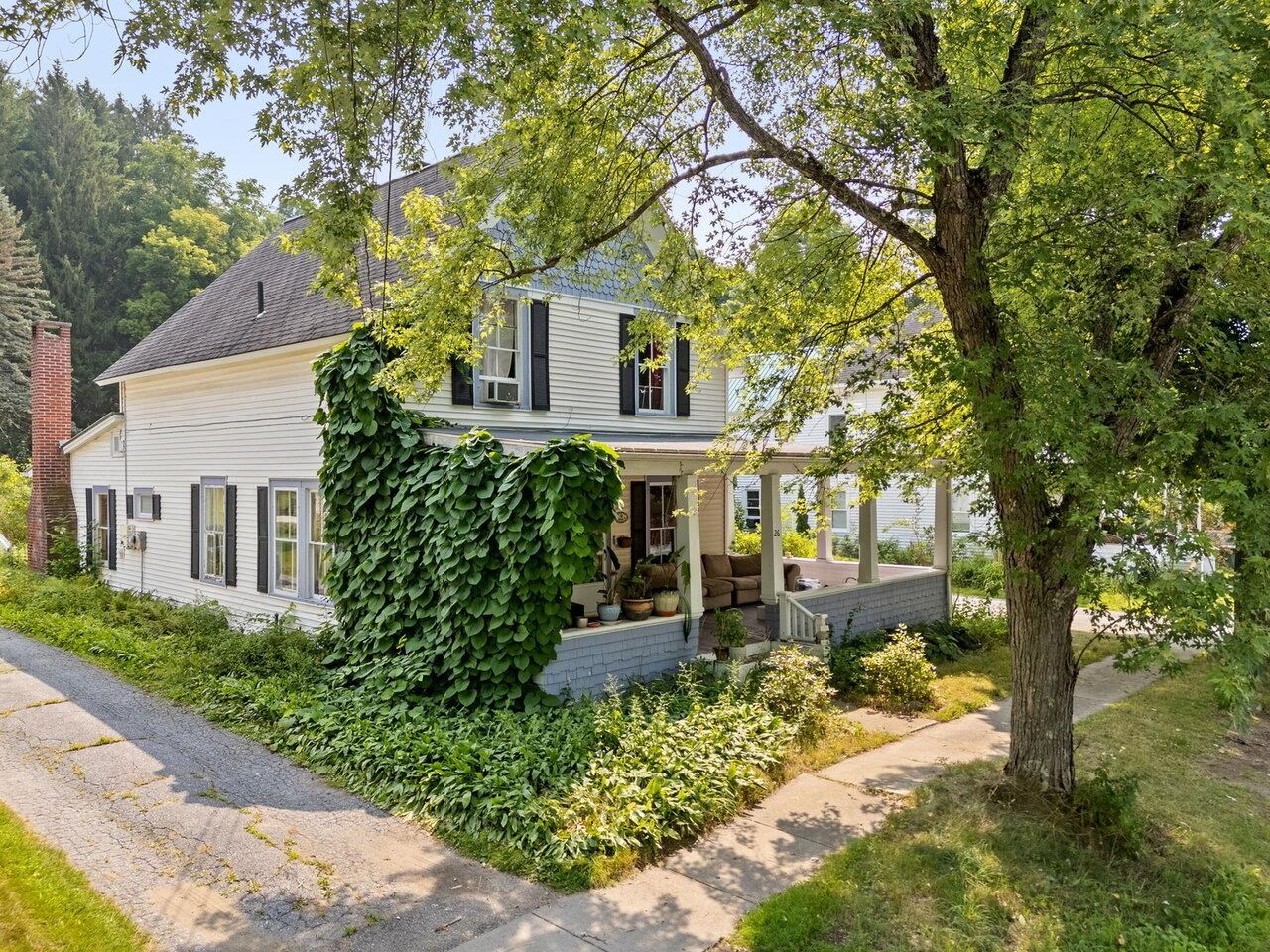 26 Mountain Street