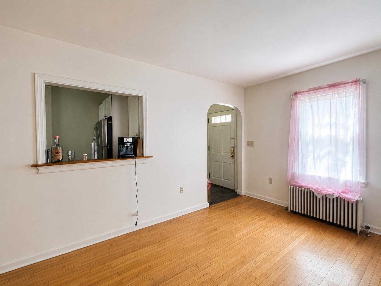 Pass-Thru to Kitchen